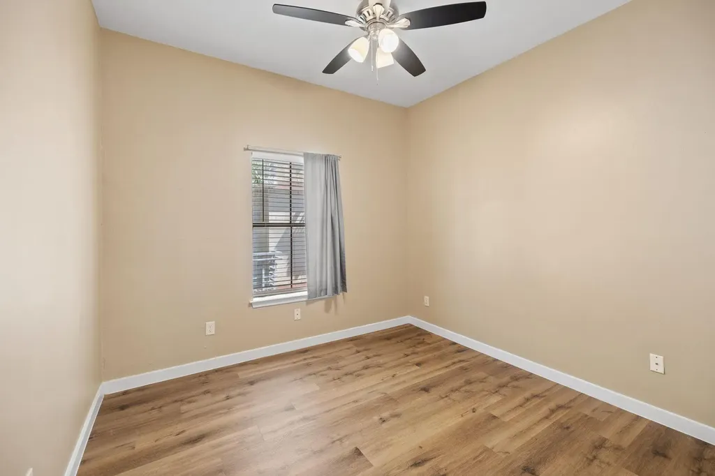 712 Graham Place Austin TX 78705
