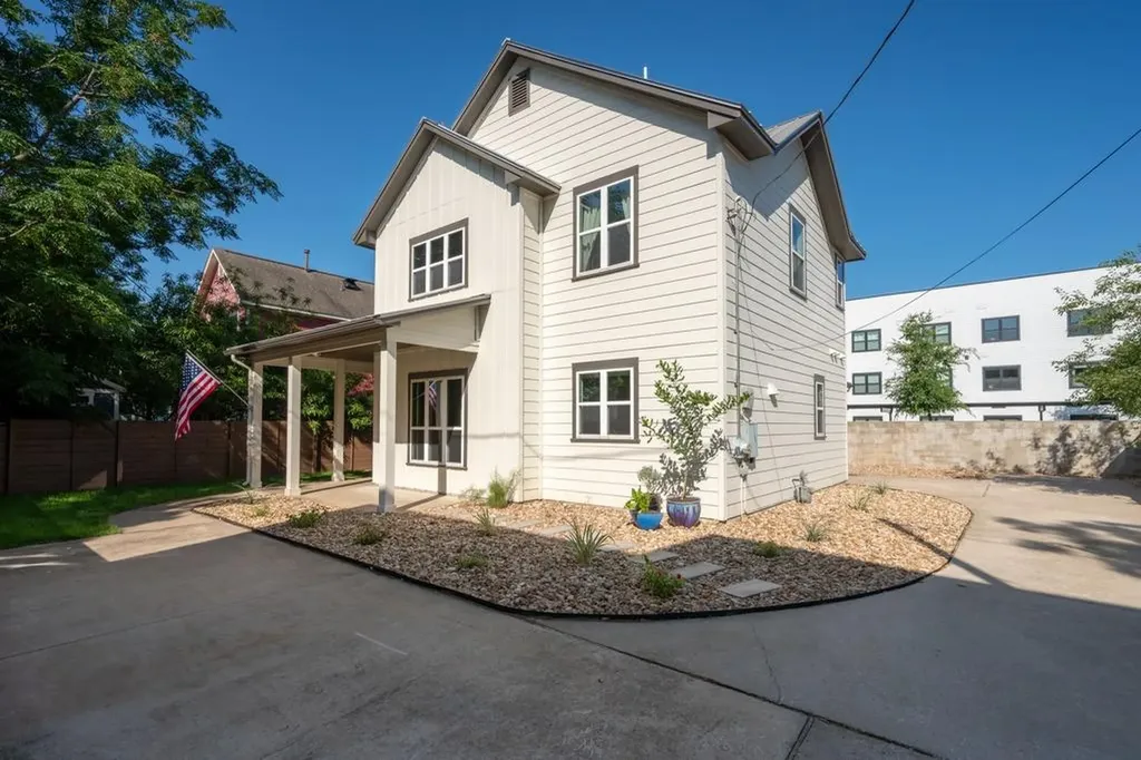 3129 Govalle Avenue Austin TX 78702