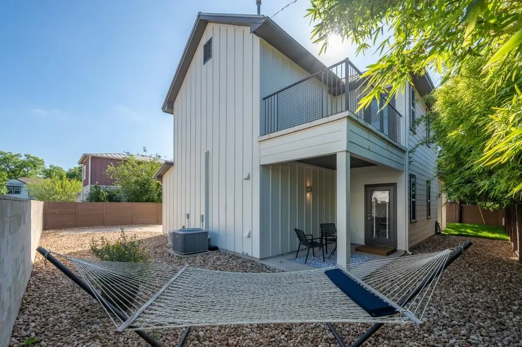 3129 Govalle Avenue Austin TX 78702