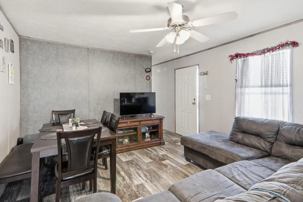 1130 Rustler Pass Kyle TX 78640