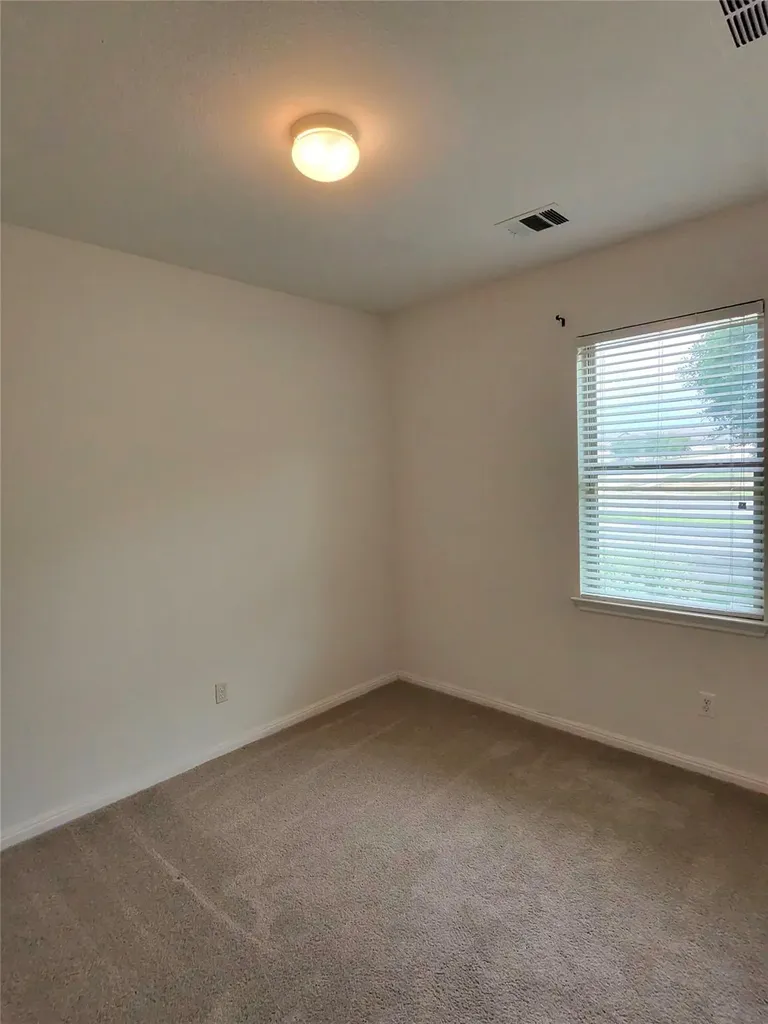 1019 Powell Street Kyle TX 78640