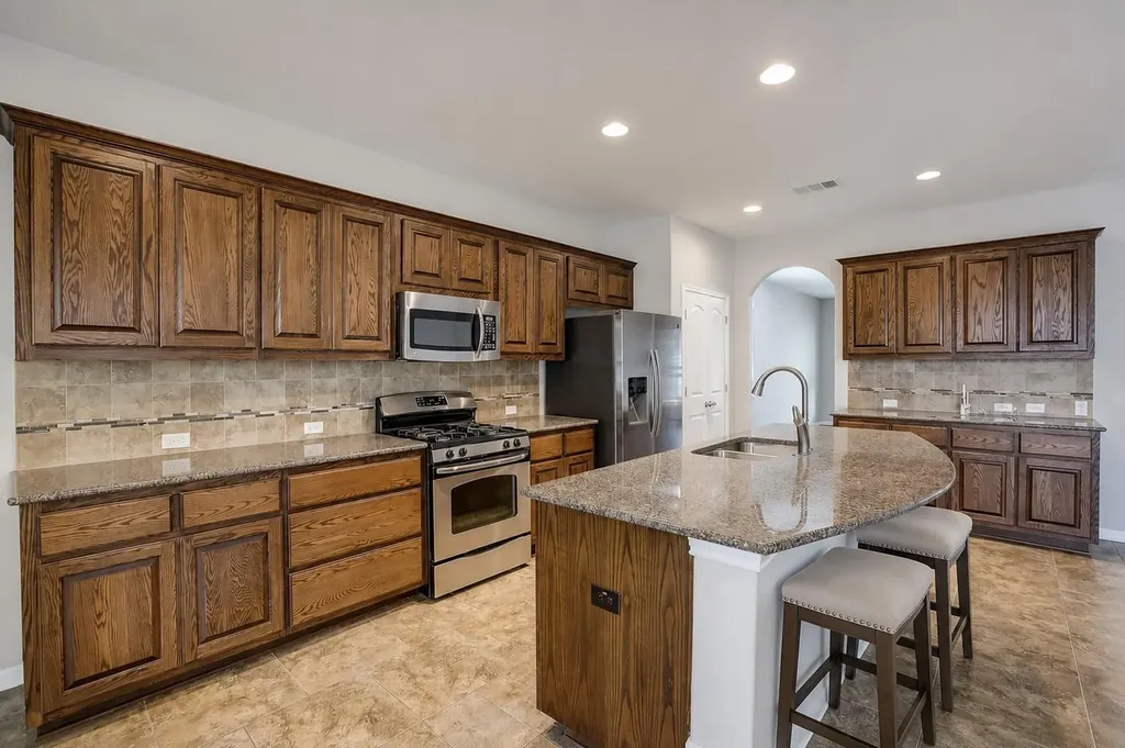 1019 Powell Street Kyle TX 78640