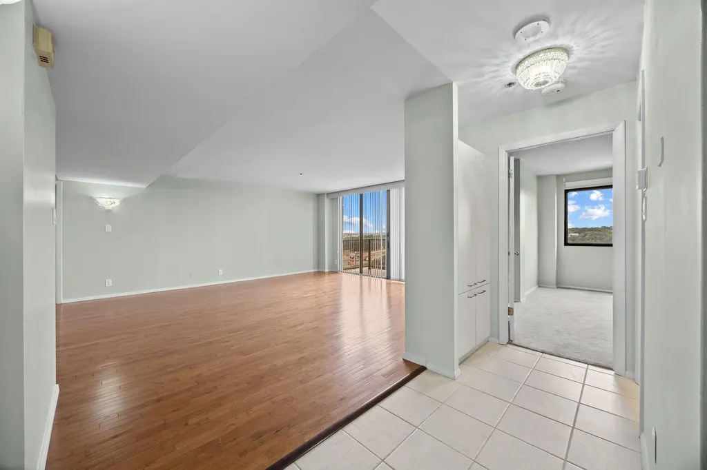 40 N Interstate 35 Highway Austin TX 78701