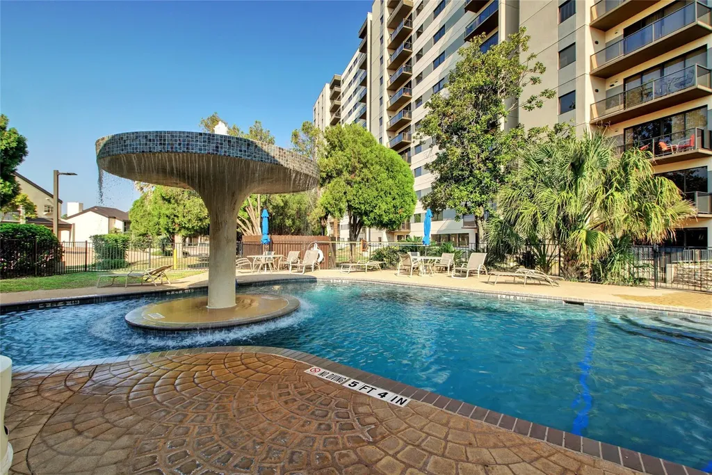 40 N Interstate 35 Highway Austin TX 78701