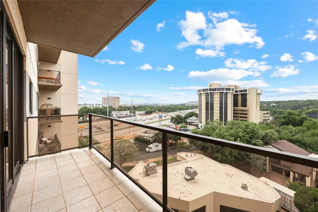 40 N Interstate 35 Highway Austin TX 78701