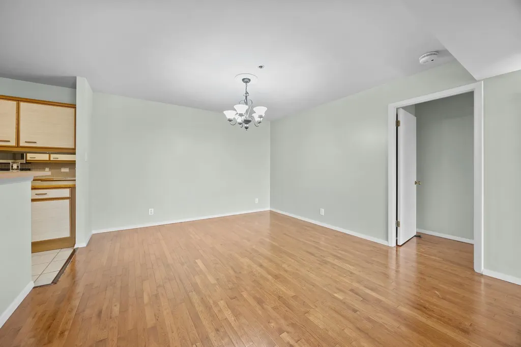 40 N Interstate 35 Highway Austin TX 78701