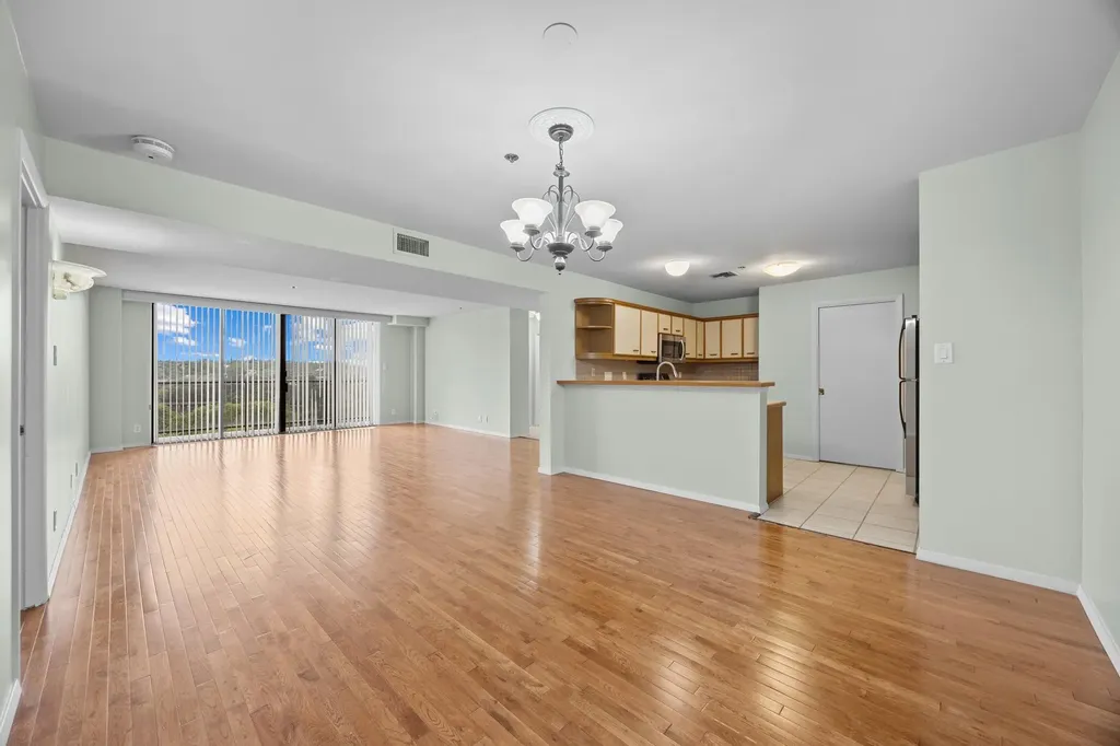40 N Interstate 35 Highway Austin TX 78701