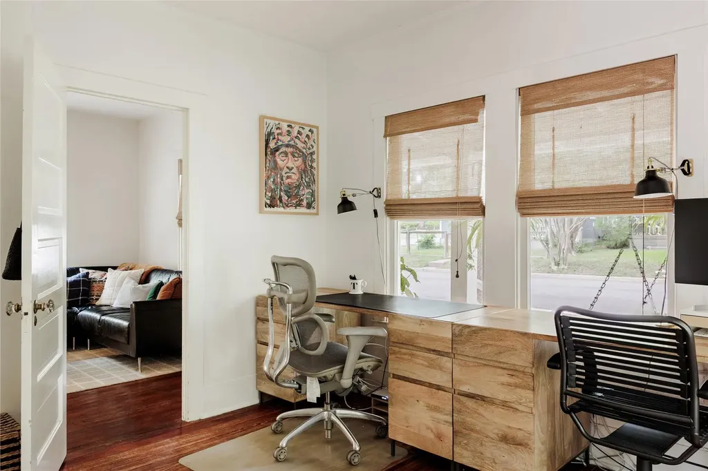 703 E 45th 1/2 Street Austin TX 78751