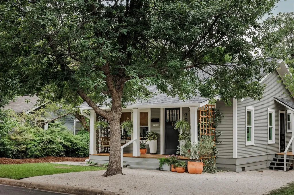 703 E 45th 1/2 Street Austin TX 78751