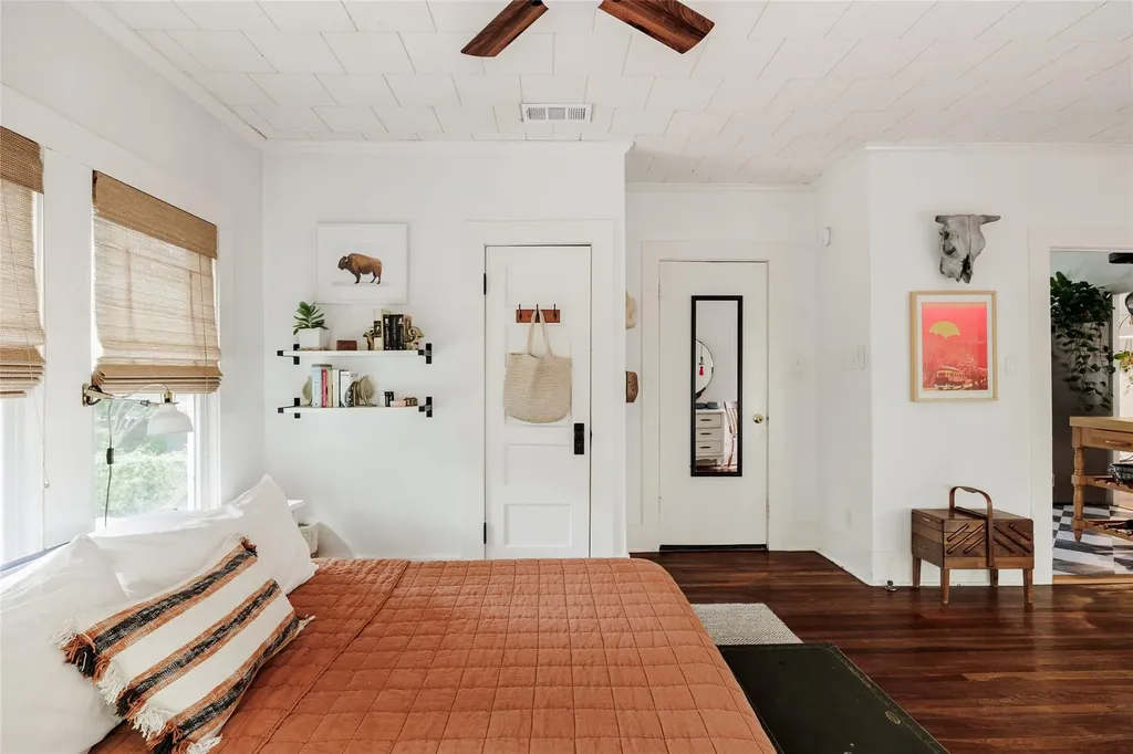 703 E 45th 1/2 Street Austin TX 78751