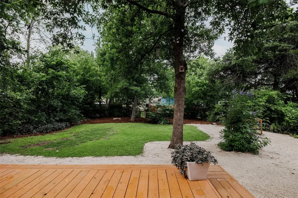 703 E 45th 1/2 Street Austin TX 78751