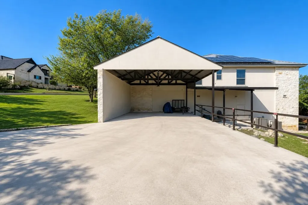 303 Left Lane Horseshoe Bay TX 78657