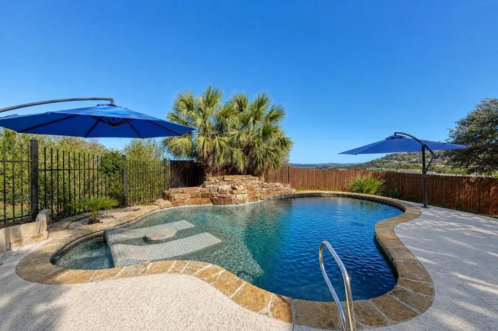 303 Left Lane Horseshoe Bay TX 78657