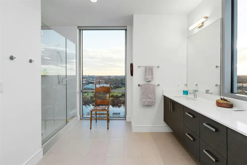 222 West Avenue Austin TX 78701
