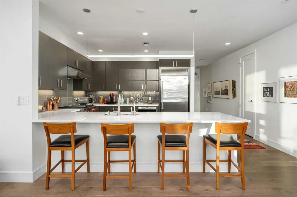222 West Avenue Austin TX 78701