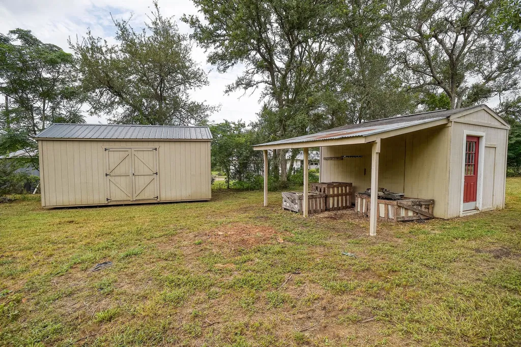 901 State Highway 21 Highway W Cedar Creek TX 78612