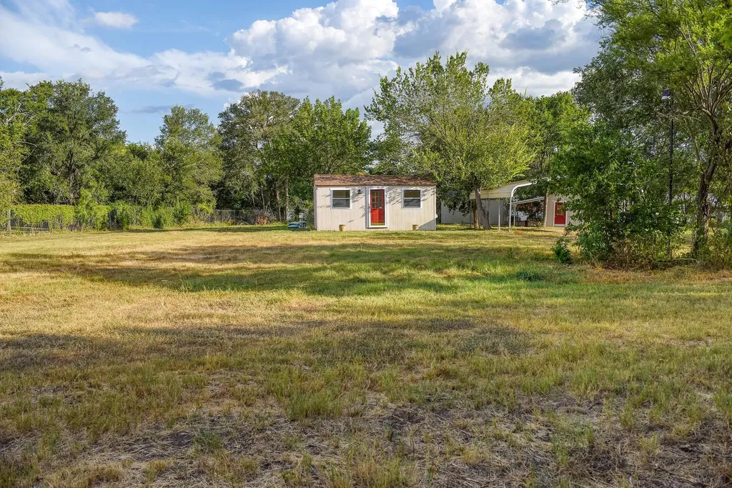 901 State Highway 21 Highway W Cedar Creek TX 78612