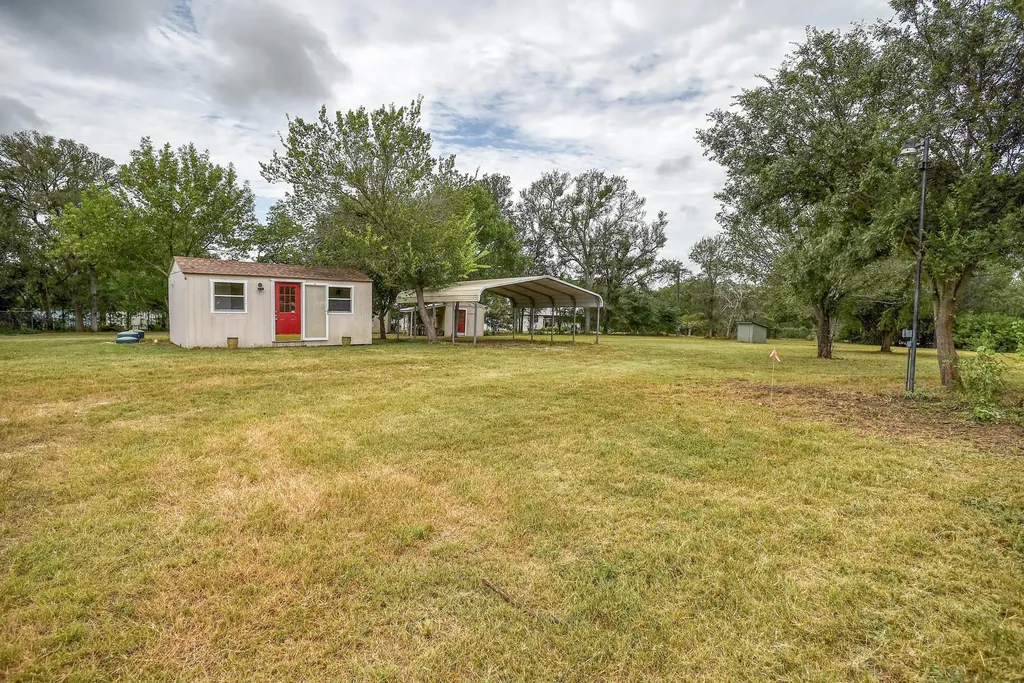 901 State Highway 21 Highway W Cedar Creek TX 78612