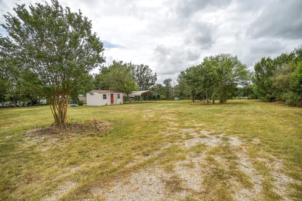 901 State Highway 21 Highway W Cedar Creek TX 78612