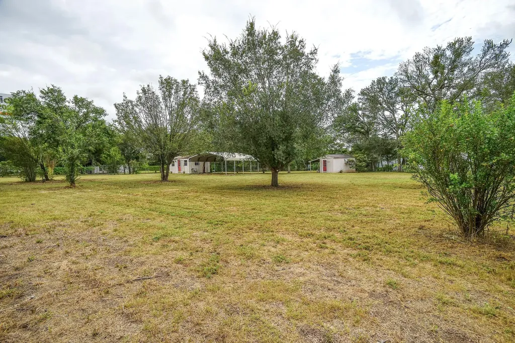 901 State Highway 21 Highway W Cedar Creek TX 78612