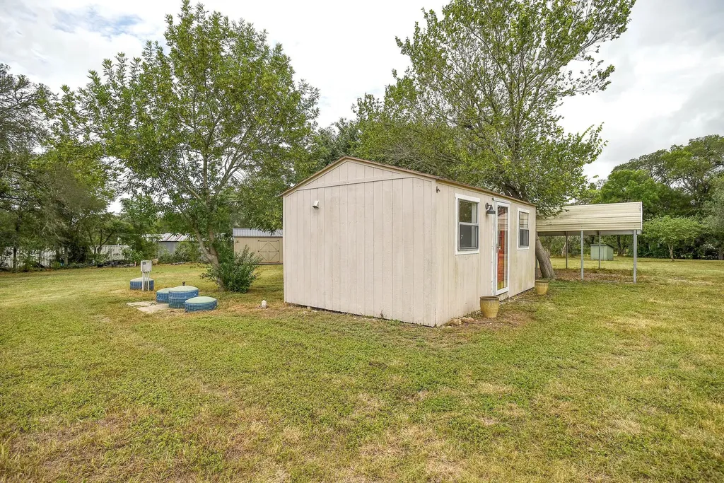 901 State Highway 21 Highway W Cedar Creek TX 78612