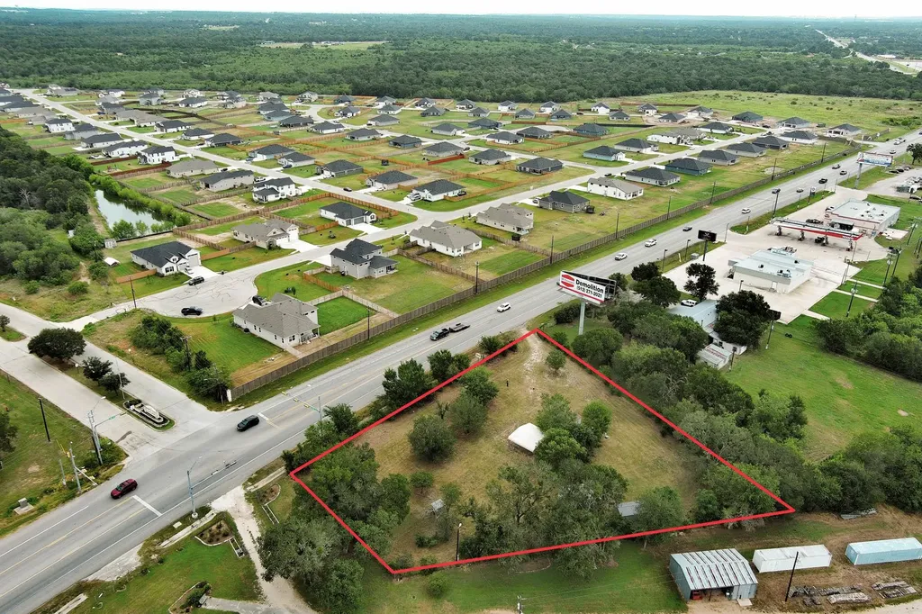 901 State Highway 21 Highway W Cedar Creek TX 78612