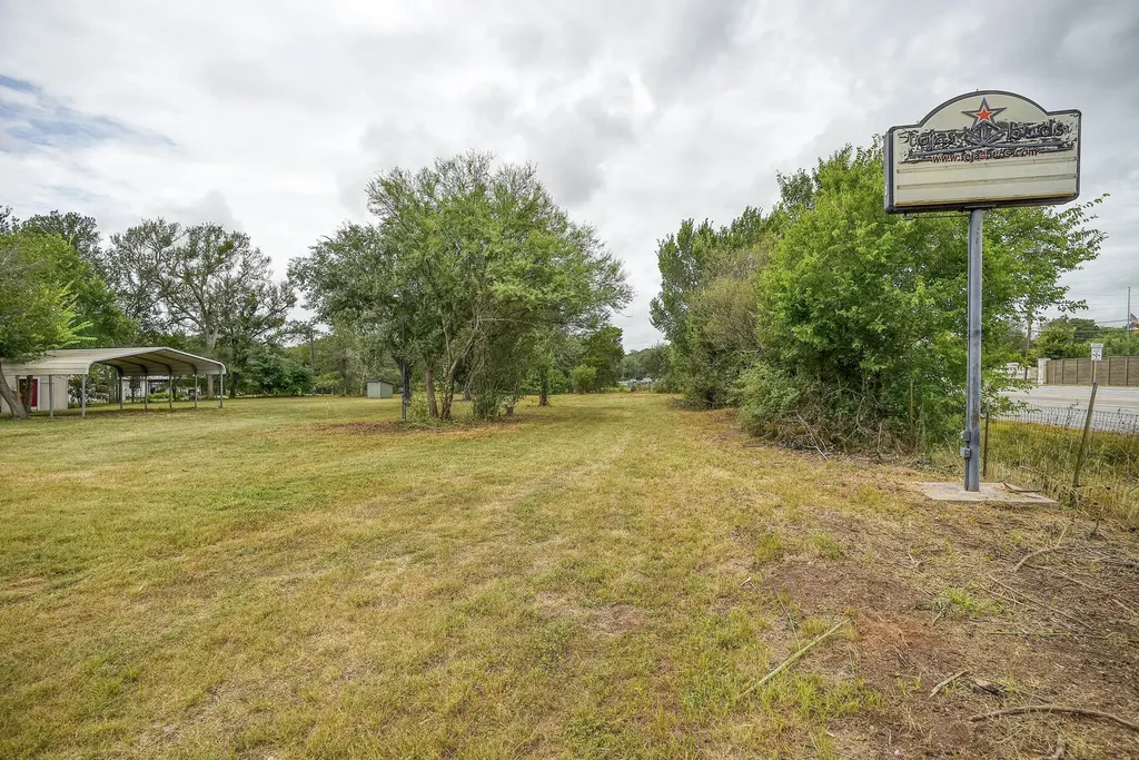 901 State Highway 21 Highway W Cedar Creek TX 78612