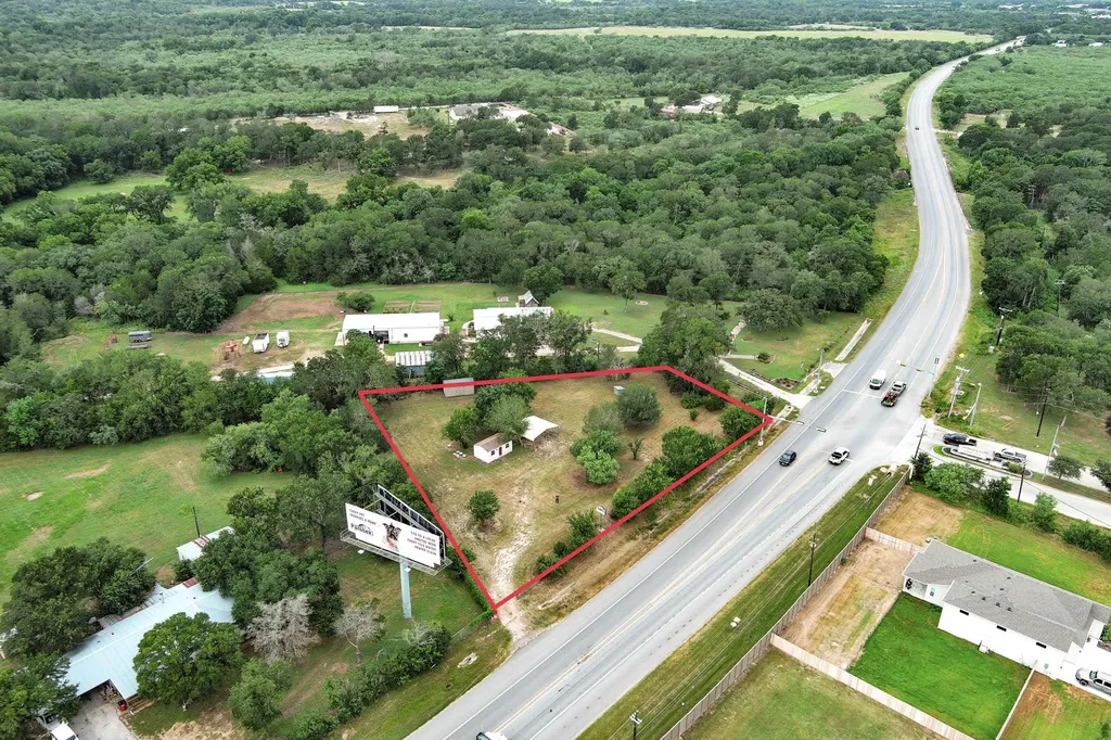 901 State Highway 21 Highway W Cedar Creek TX 78612
