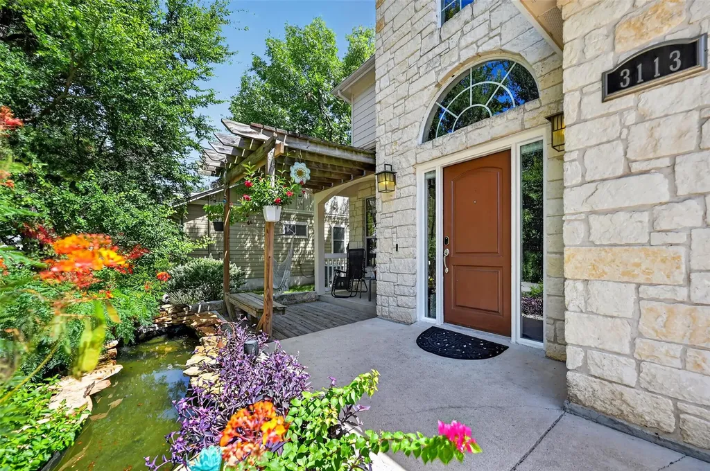 3113 Chisholm Trail Austin TX 78734