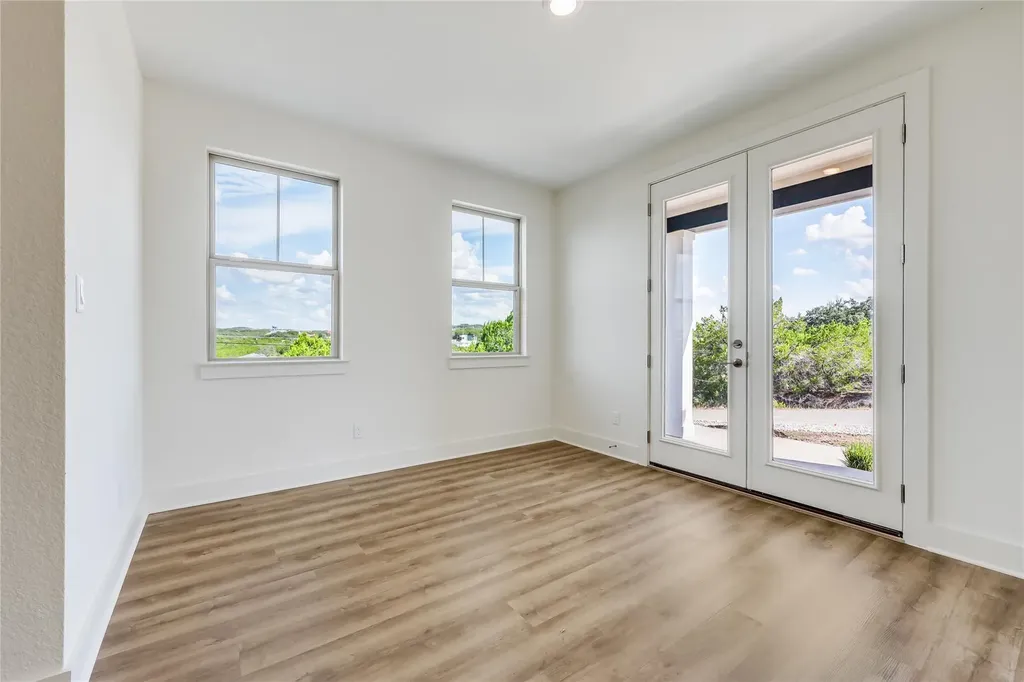 4500 Silverhill Drive Lago Vista TX 78645