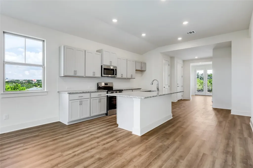 4500 Silverhill Drive Lago Vista TX 78645