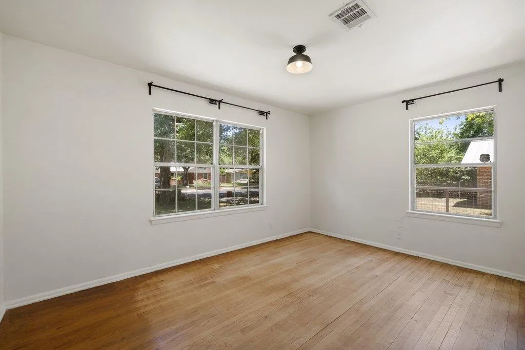 1609 Larkwood Drive Austin TX 78723
