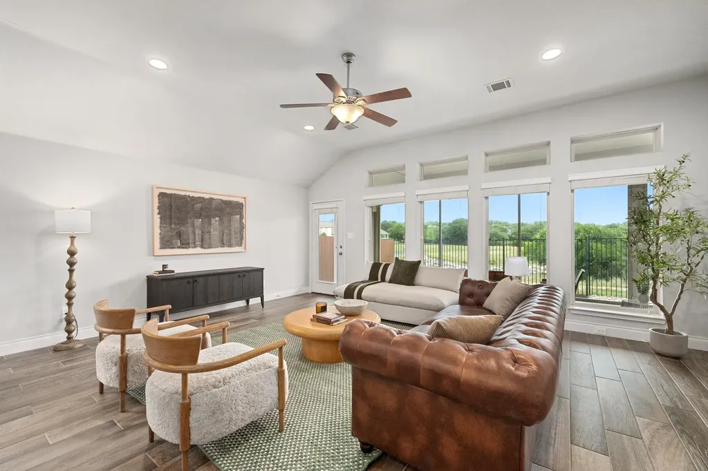 321 La Grotta Lane Georgetown TX 78628
