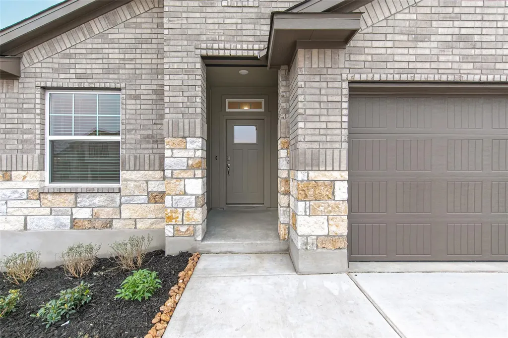 13713 Ryan Range Lane Elgin TX 78621