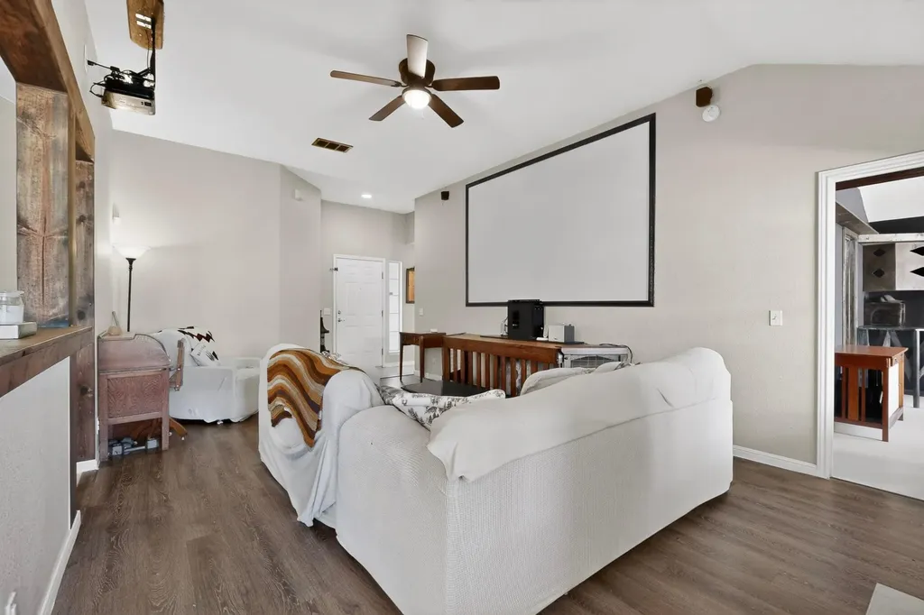 15104 Mimebark Way Austin TX 78724