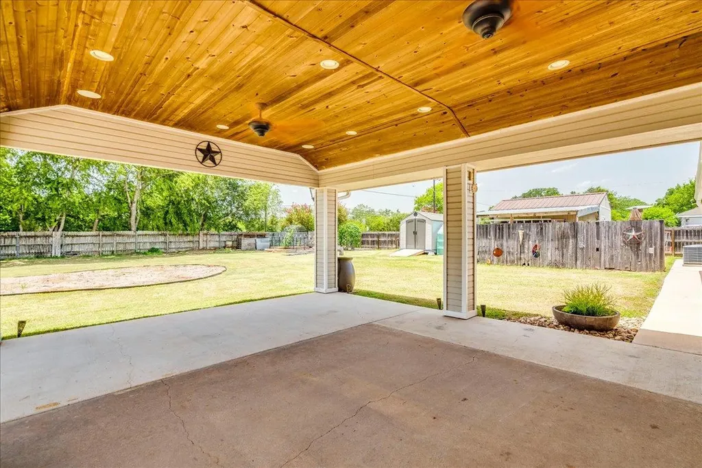 301 Verbena Drive Kyle TX 78640