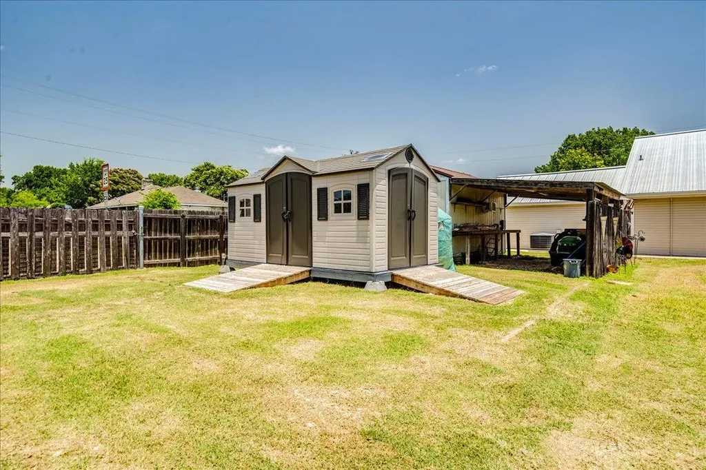301 Verbena Drive Kyle TX 78640
