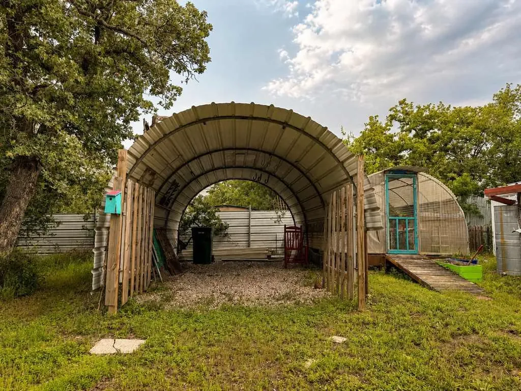 128 E Castlewood Drive Marble Falls TX 78654