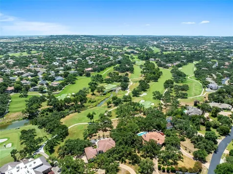 11 Treehaven Lane The Hills TX 78738