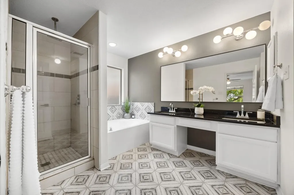 2327 Wright Circle Round Rock TX 78664