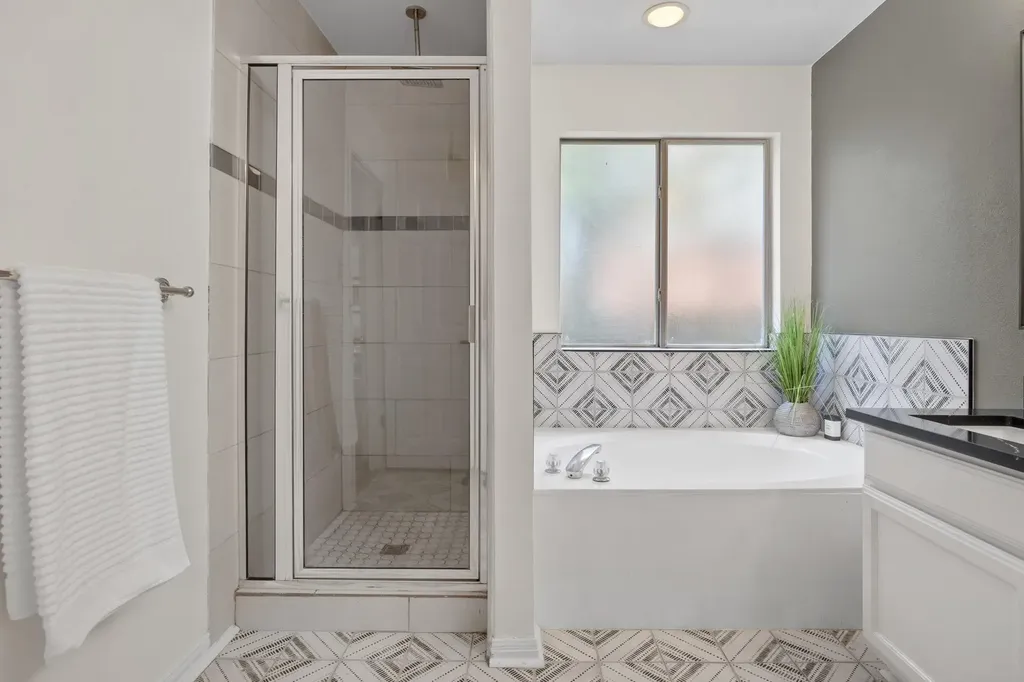 2327 Wright Circle Round Rock TX 78664