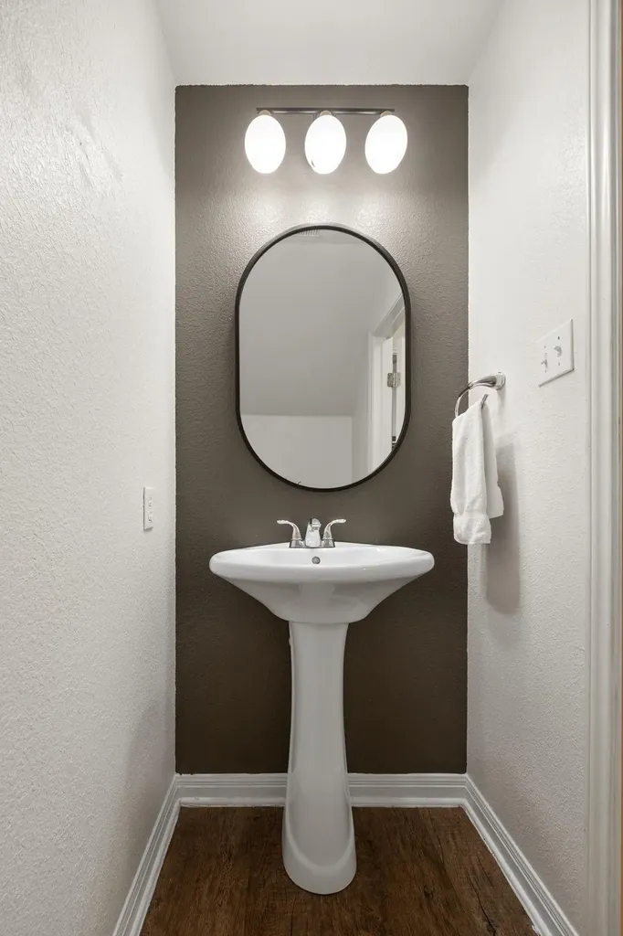 2327 Wright Circle Round Rock TX 78664