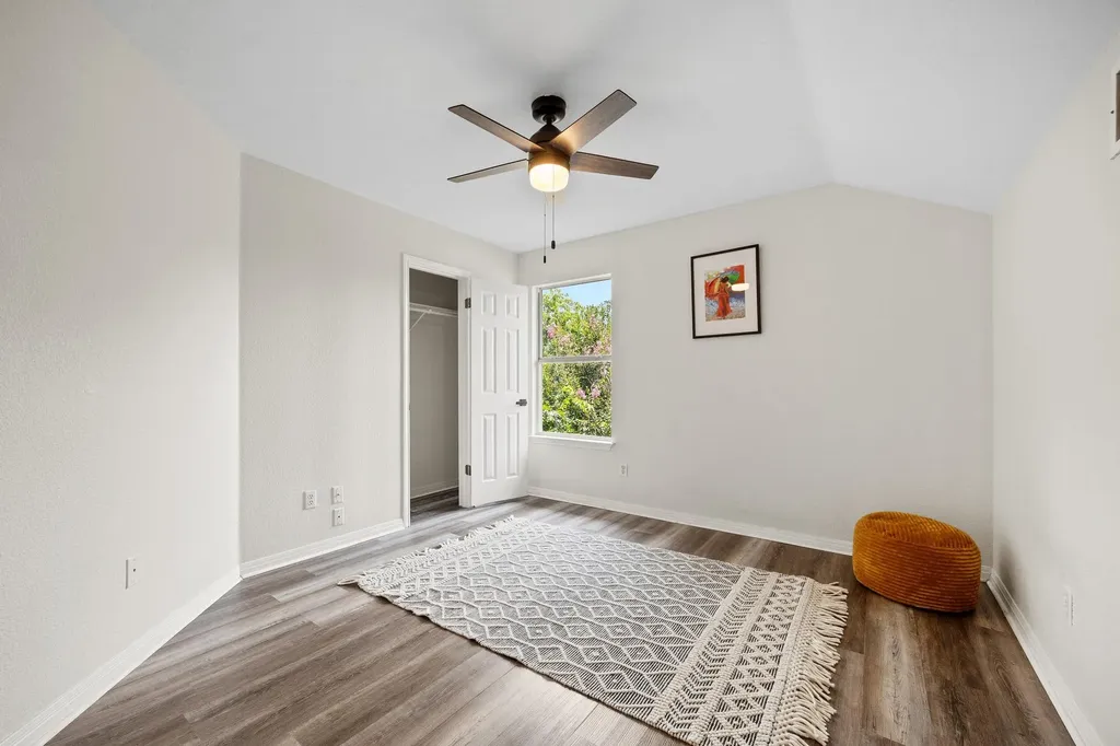 2327 Wright Circle Round Rock TX 78664