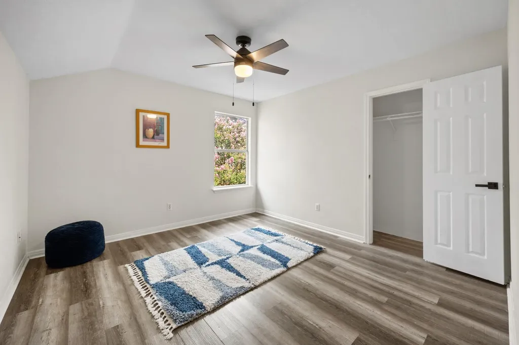2327 Wright Circle Round Rock TX 78664