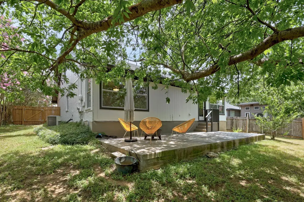 2327 Wright Circle Round Rock TX 78664