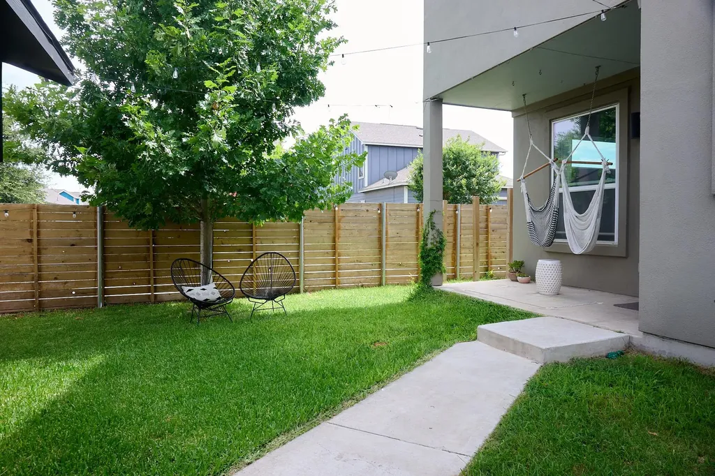 8817 Whitter Drive Austin TX 78747