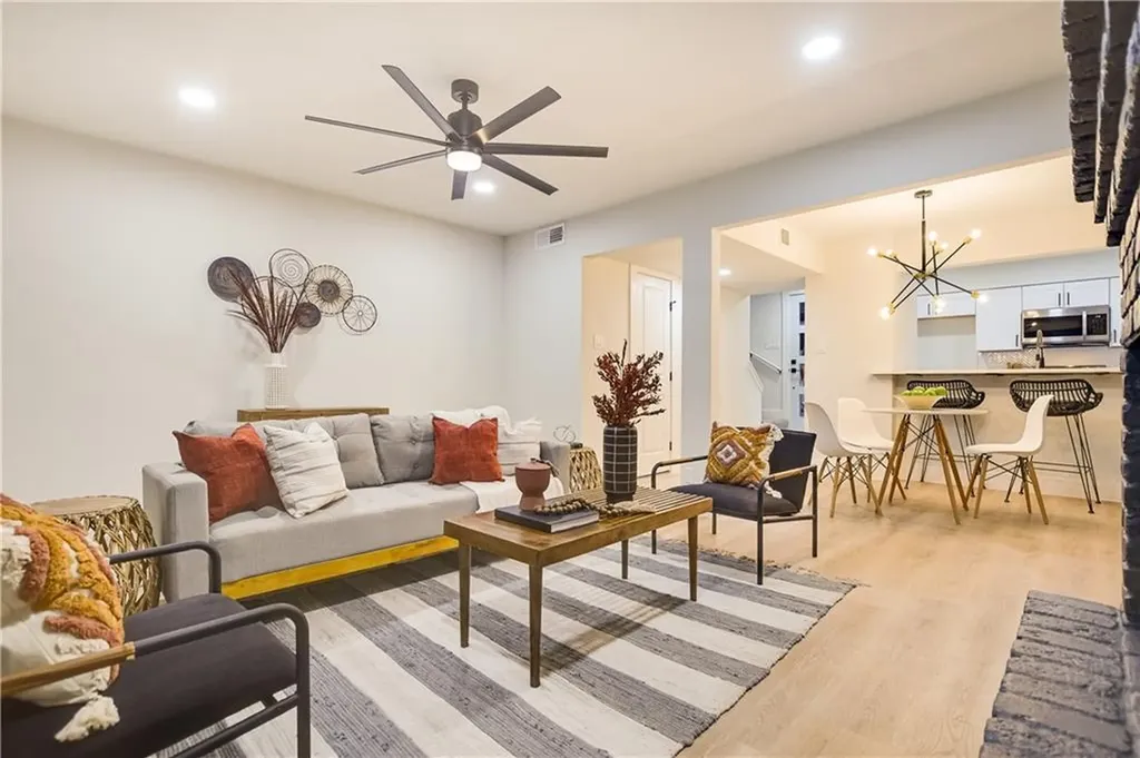 1308 Matthews Lane Austin TX 78745