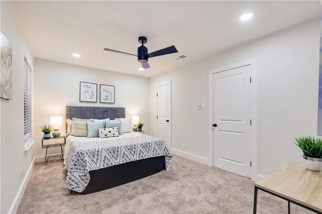 1308 Matthews Lane Austin TX 78745