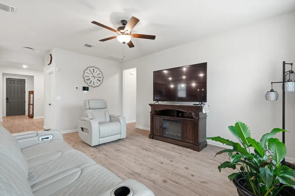 113 Lafayette Street Georgetown TX 78633