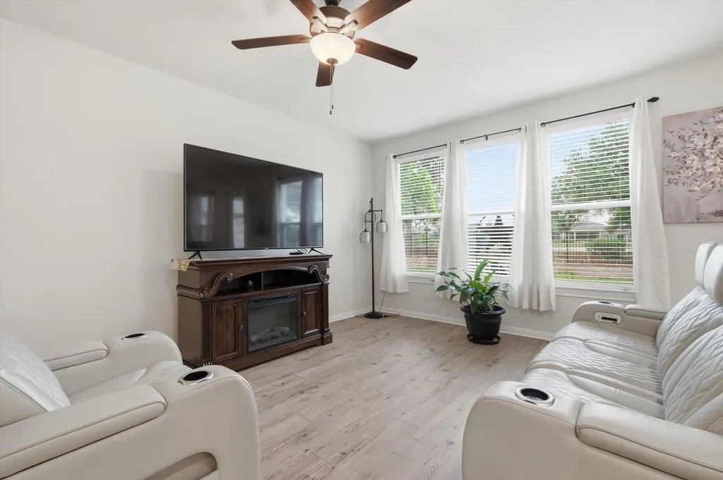 113 Lafayette Street Georgetown TX 78633